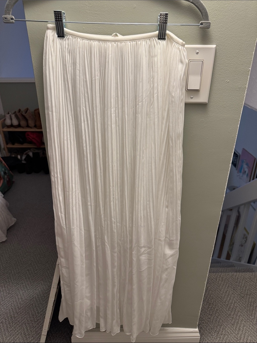 H&M White Pleated Maxi Skirt